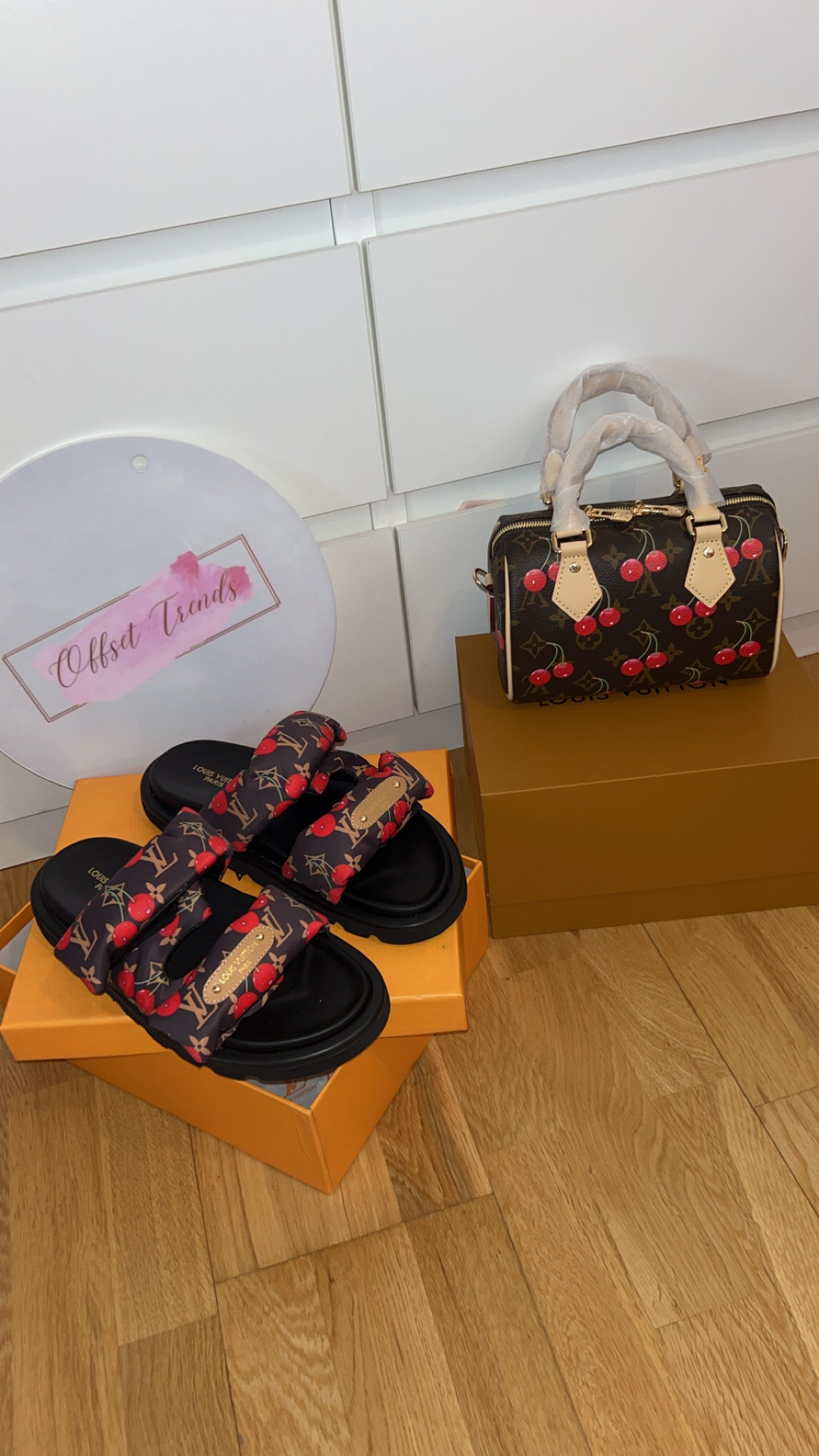 Brown Cherry Slider&Bag Set