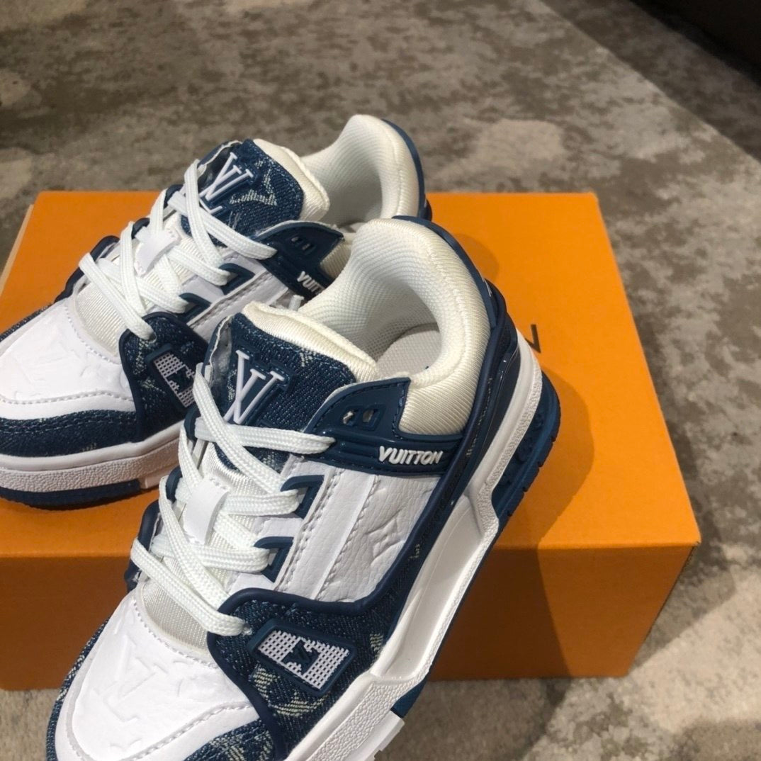 Kids Trainers