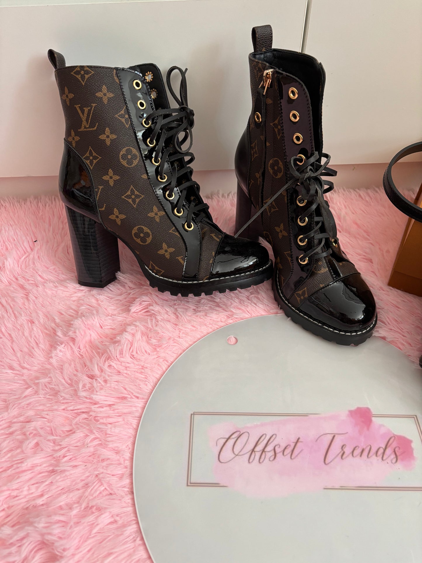 Boots IN STOCK