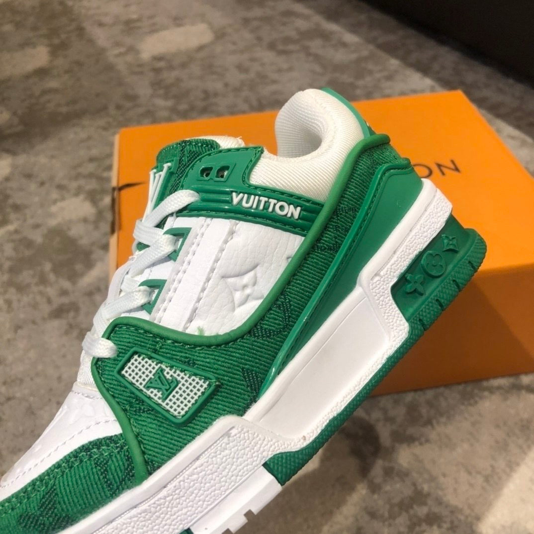 Kids Trainers