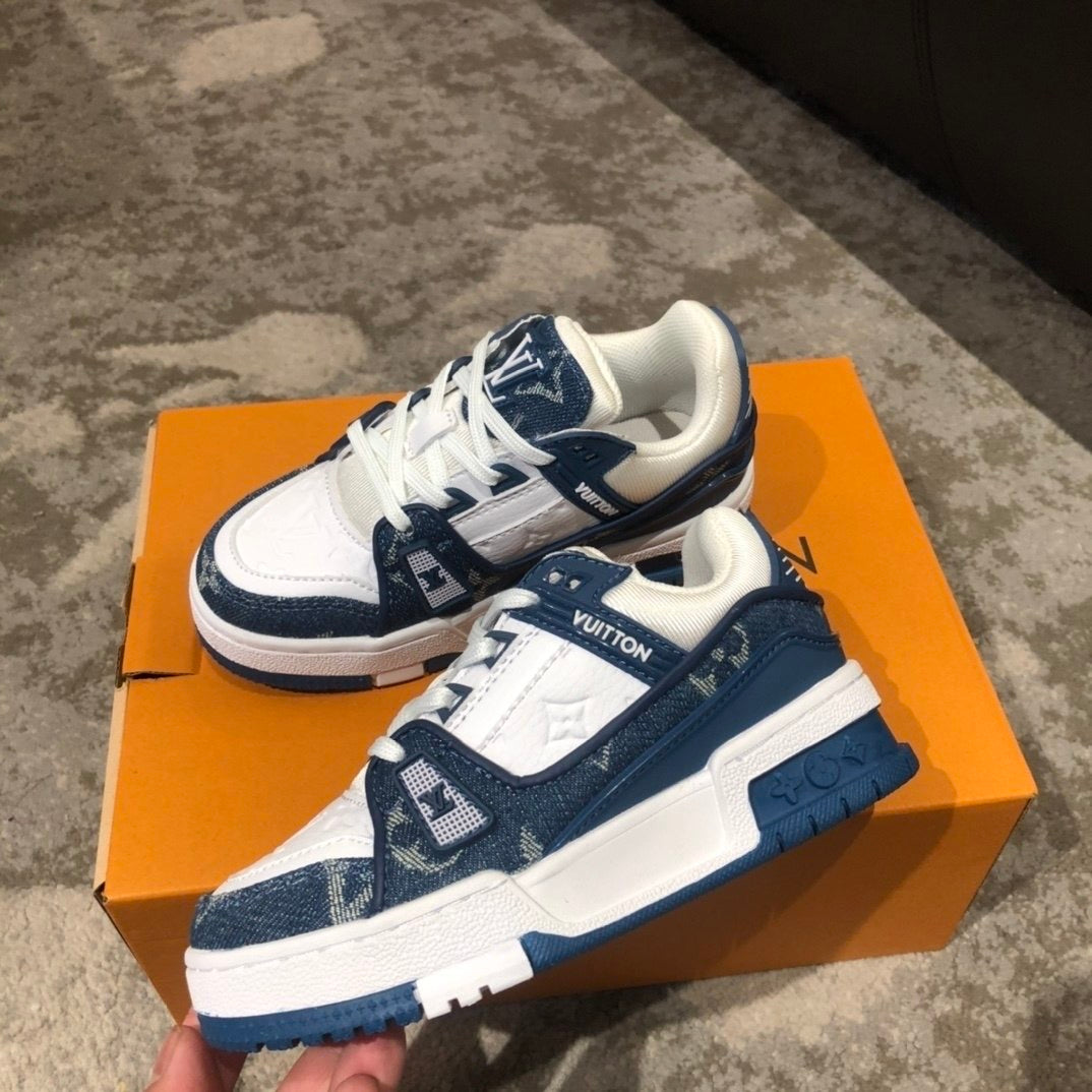 Kids Trainers