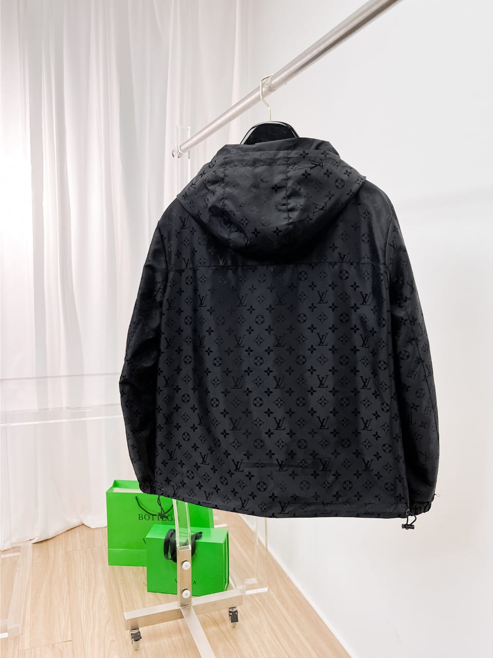Jackets SMALL FITTING