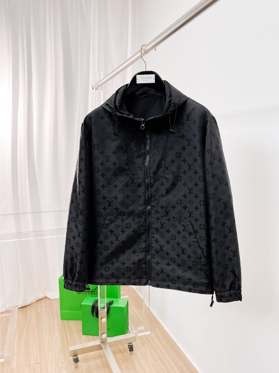 Jackets SMALL FITTING