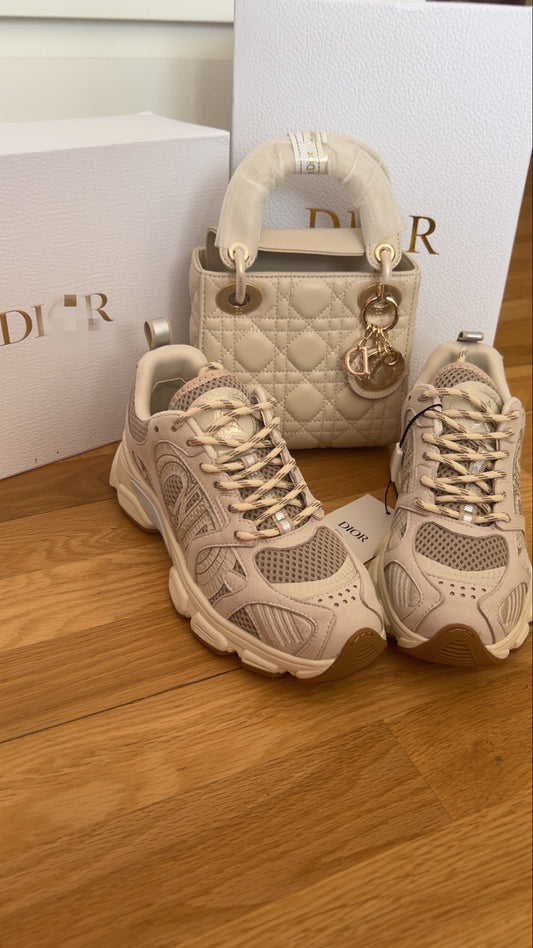 Beige Bag&Trainer Set