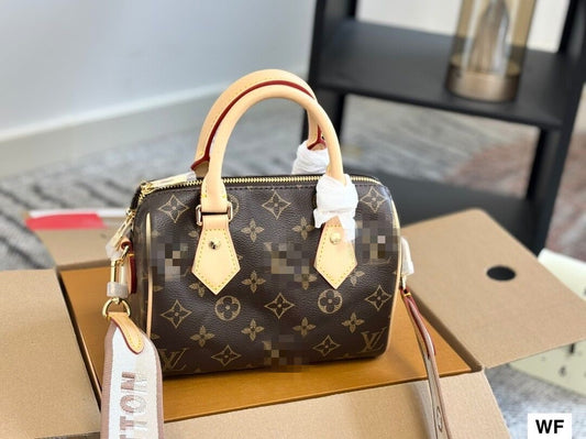 20cm Speedy Bag