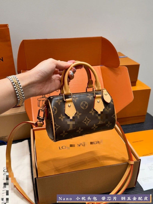 18cm Speedy Bag
